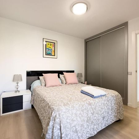 Impresionante Apartamento Delante Del Mar Vilassar De Mar Luaran gambar